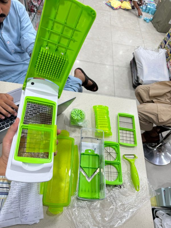 12 In 1 Nicer Dicer Plus Vegetable Slicer Chopper MM WONDERS